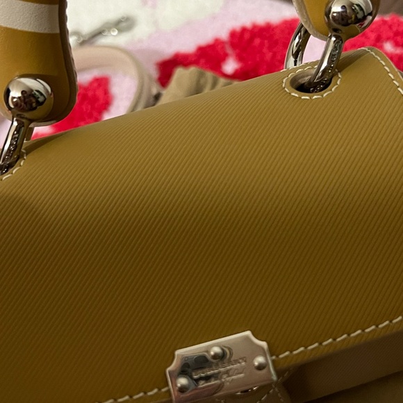 Authentic BURBERRY Mini Top Bag - Picture 6 of 17